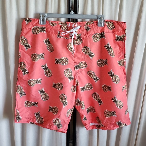 Red Camel Other - Red Camel sz 38 men's coral & pineapple swim short